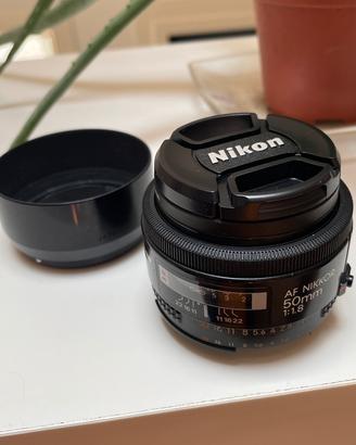 Nikon 50 1.8