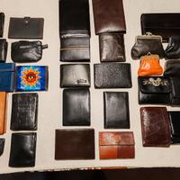 Portafogli in pelle varie misure e annate Leggere