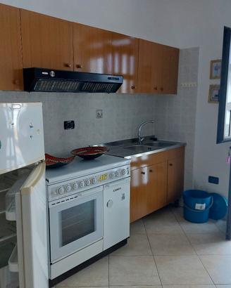 cucina come nuova, senza lavastoviglie 