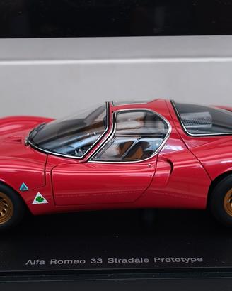 Alfa Romeo 33 stradale - Autoart Millennium - 1:18