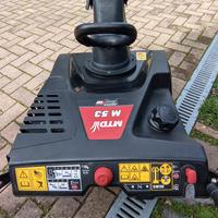 spazzaneve a motore a scoppio 