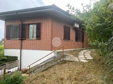 VILLA SINGOLA A ASTI