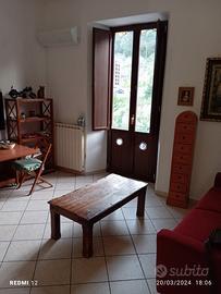 Bilocale ristrutturato e ammobiliato in Gaeta