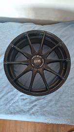 OZ RACING Formula Hlt
Matt Black
8x18 / 5 fori 
