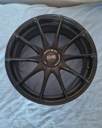 OZ RACING Formula Hlt
Matt Black
8x18 / 5 fori 