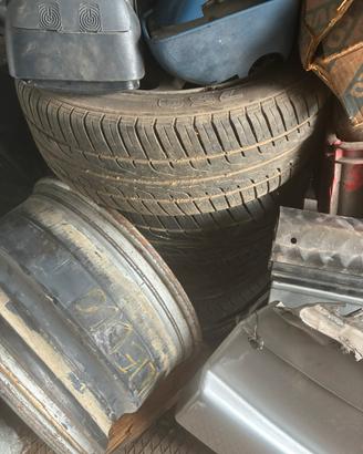 Cerchi e pneumatici Mercedes W124