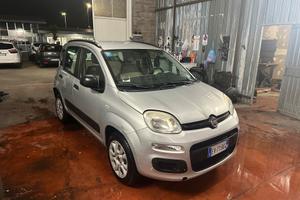 Fiat Panda 0.9 TwinAir Turbo Natural Power Lounge