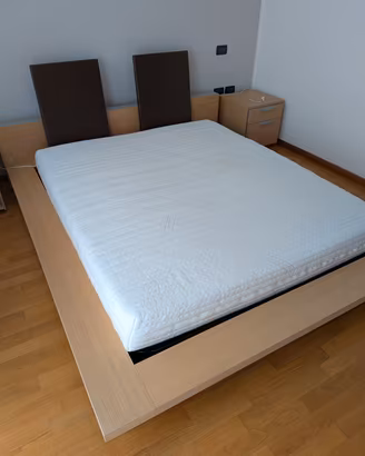 Letto matrimoniale in rovere