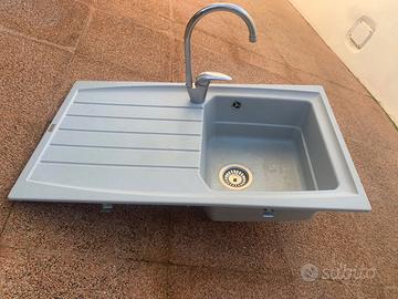 Lavabo FRANKE in fragranote con rubinetto FRANKE.