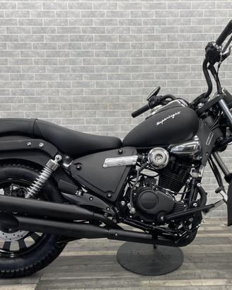 BENELLI/KEEWAY CUSTOM SUPERLIGHT 125 BLACK