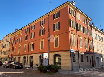 3 LOCALI A CARPI