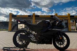YAMAHA YZF R-125 2024