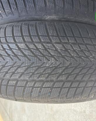 gomme usate 2454518 Winter GOODYEAR - ULT - 800
