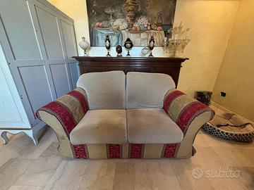 Divano 2 Posti Elegante Velluto Beige Bordi Jacqua