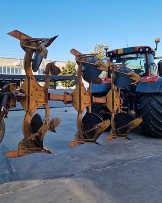 ARATRO TRIVOMERE MORO TRV 16
