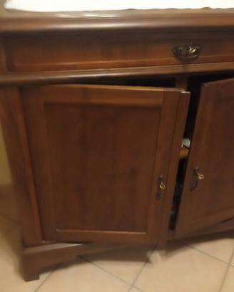 Mobile credenza