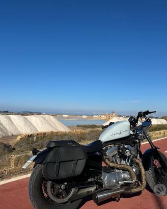 Harley 883 accetto permute o cambi con vespe