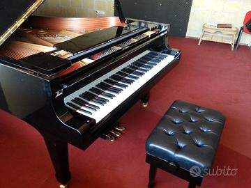 Pianoforte a coda Yamaha C7