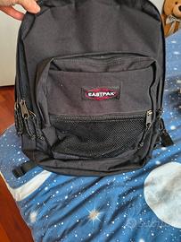 zaino grande  EASTPAK nero come Nuovo 