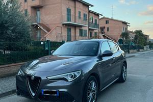 Alfa Romeo Stelvio 2.2 t Super rwd 160cv
