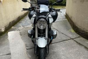 moto BMW R1200R