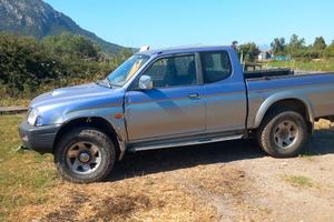 Mitsubishi l 200