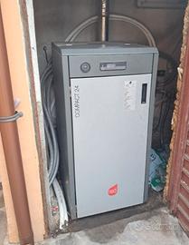 TERMOSTUFA A PELLET 24 KW