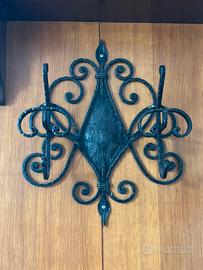 Attaccapanni in ferro batturro