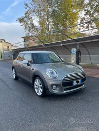 Mini Cooper 5 door 136cv f56