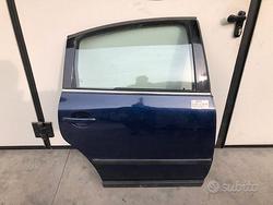 Porta posteriore destra blu VW Passat berlina 2002