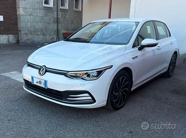 Volkswagen Golf 8 etsi Style