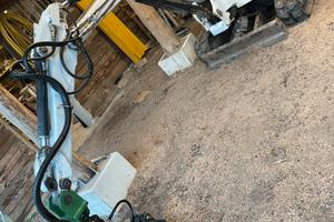 Escavatore Bobcat 322D + benne + martello + pinza