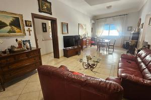 APPARTAMENTO DI MQ 200 RISTRUTTURATO EURO 165.000.