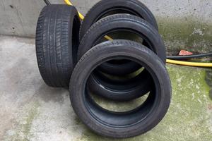 Lotto gomme 225/45 R17 + cerchi Audi 17