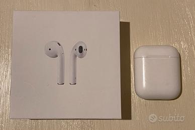 Apple airpods 1st gen.