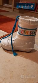 MOON BOOT
