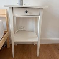 Comodino Ikea bianco