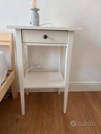 Comodino Ikea bianco