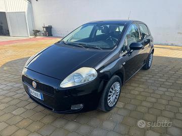 Fiat Grande Punto 1.3 MJT 75 CV 5 porte Dynamic