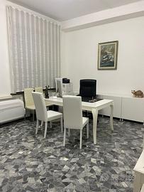 Stanza studio professionale (zona tribunale)