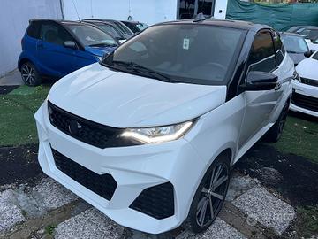 Aixam Ambition pearly full 2024 14000 km