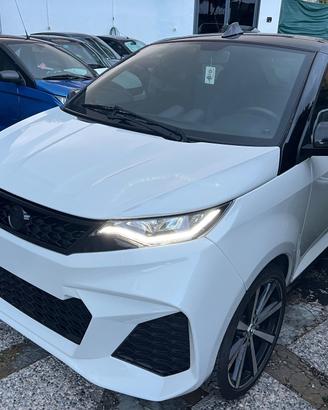 Aixam Ambition pearly full 2024 14000 km