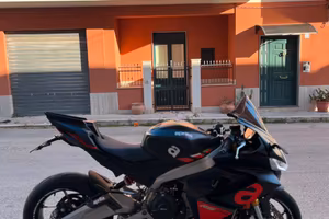 APRILIA RS 660