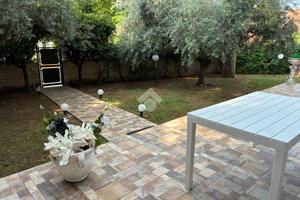 5 LOCALI A ROMA