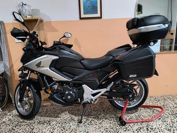 Honda NC750X 2019