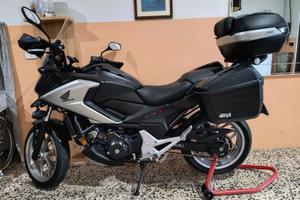 Honda NC750X 2019