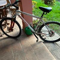 Bicicletta mitsubishi motor