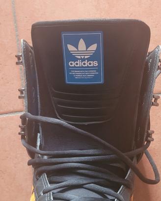 scarponi snowboard adidas samba