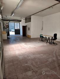 Deposito magazzino fondo prato est / valentini