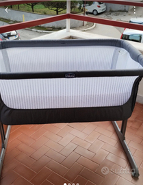 culla chicco next to me